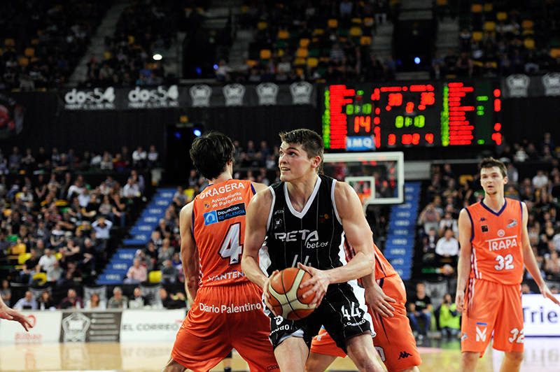 Lammers renovado en Bilbao ACB