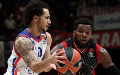 Larkin hace historia en Euroleague